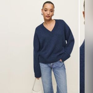 Reformation Jadey Cashmere Oversized V-neck Sweater Blue - Size M